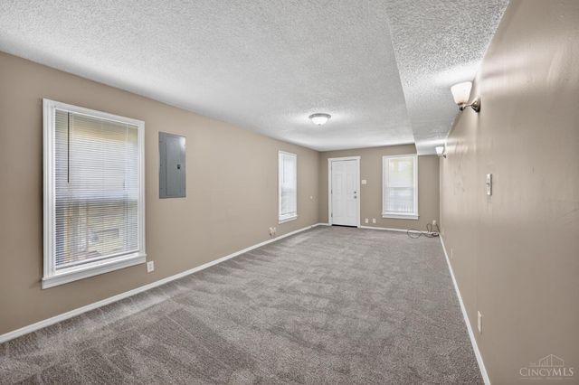 717 Mulberry Street, Lockland, OH 45215