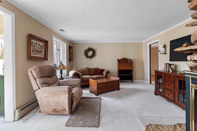 1543 RUSTIC RIDGE COURT, Green Bay, WI 54311