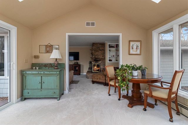 1543 RUSTIC RIDGE COURT, Green Bay, WI 54311