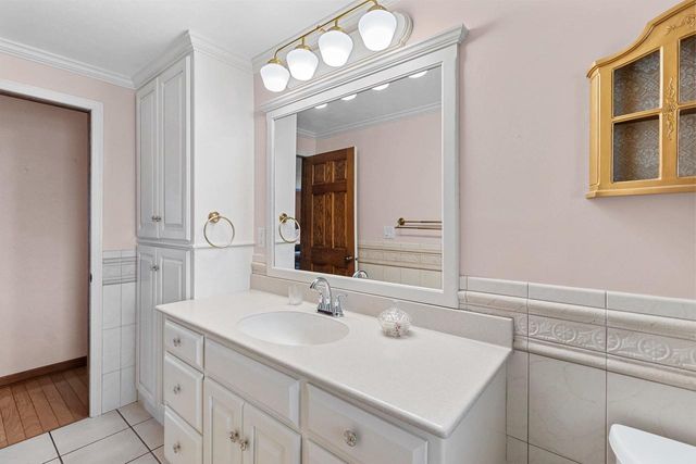 1543 RUSTIC RIDGE COURT, Green Bay, WI 54311