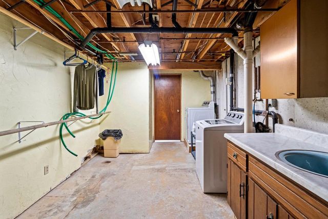 1543 RUSTIC RIDGE COURT, Green Bay, WI 54311