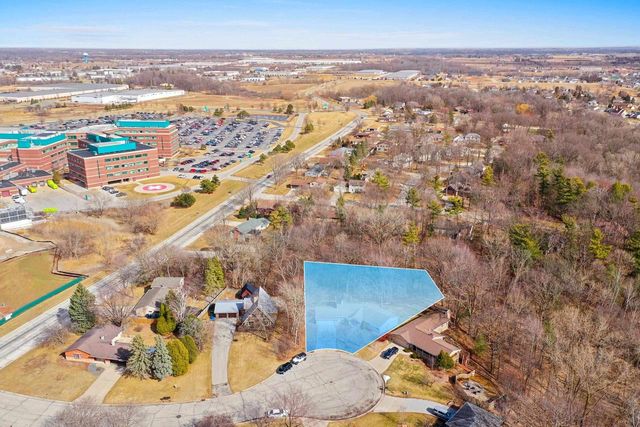 1543 RUSTIC RIDGE COURT, Green Bay, WI 54311