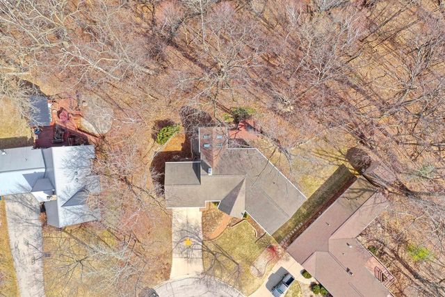 1543 RUSTIC RIDGE COURT, Green Bay, WI 54311