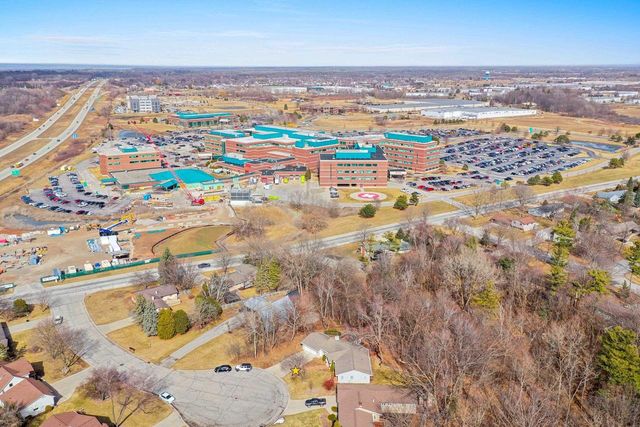 1543 RUSTIC RIDGE COURT, Green Bay, WI 54311