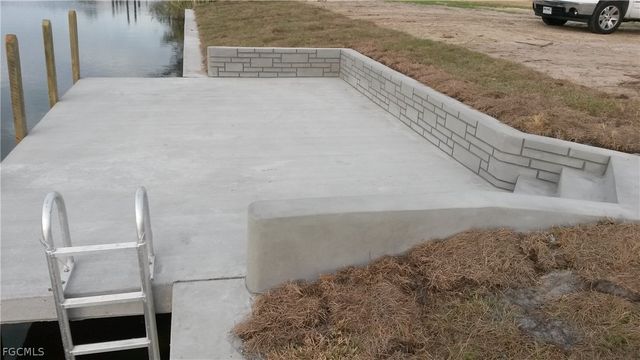 1304 NE 14th AVE, Cape Coral, FL 33909