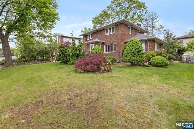 535 Summit, Englewood Cliffs, NJ 07632