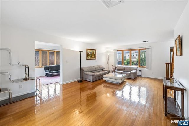 535 Summit, Englewood Cliffs, NJ 07632