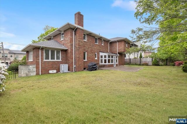 535 Summit, Englewood Cliffs, NJ 07632