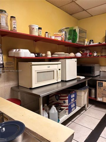 4201 W 16th ave, Hialeah, FL 33012