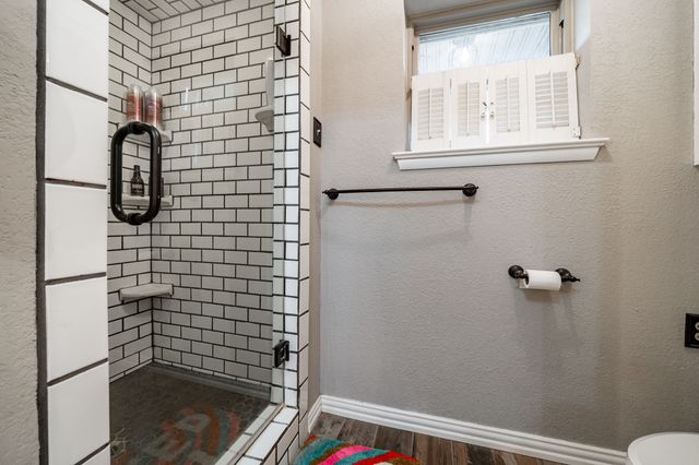 412 N Orange Street, Roby, TX 79543