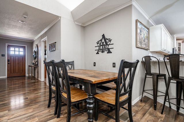 412 N Orange Street, Roby, TX 79543