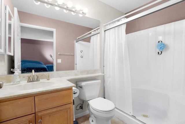 2536 White Oak Place 1, Escondido, CA 92027