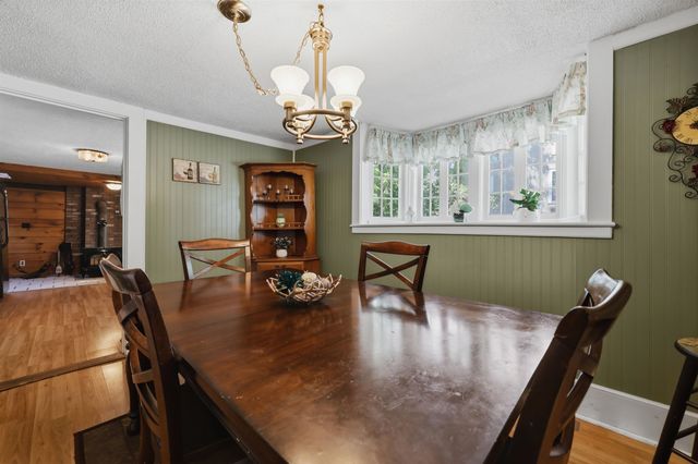 15 S Main Street, Newton, NH 03858