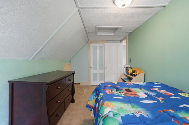 15 S Main Street, Newton, NH 03858