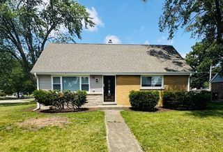 8954 Southfield Drive, Bridgeview, IL 60455