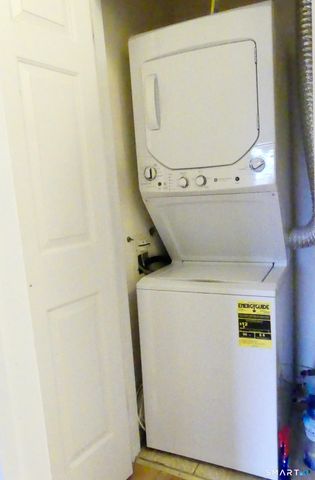 50 Aiken Street APT 404, Norwalk, CT 06851