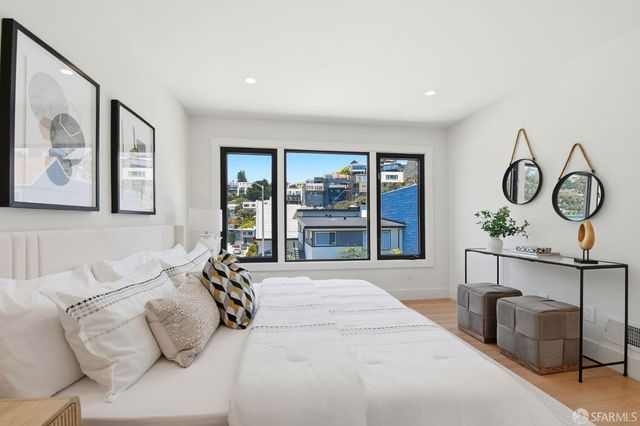 83 Los Palmos Drive, San Francisco, CA 94127