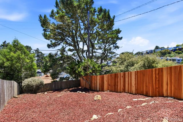 83 Los Palmos Drive, San Francisco, CA 94127