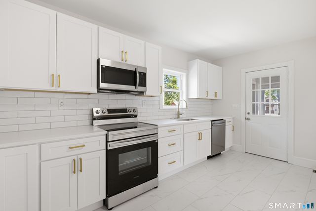 208 Hart Street, New Britain, CT 06052