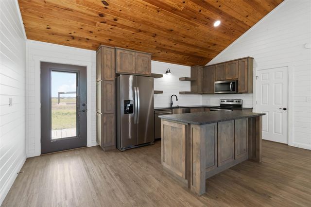 1525 Scull RD, San Marcos, TX 78666