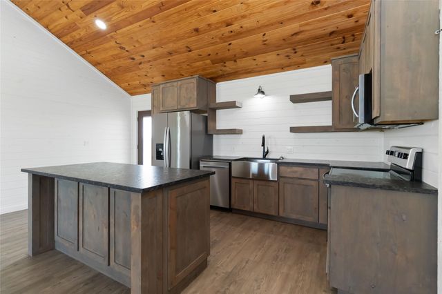 1525 Scull RD, San Marcos, TX 78666