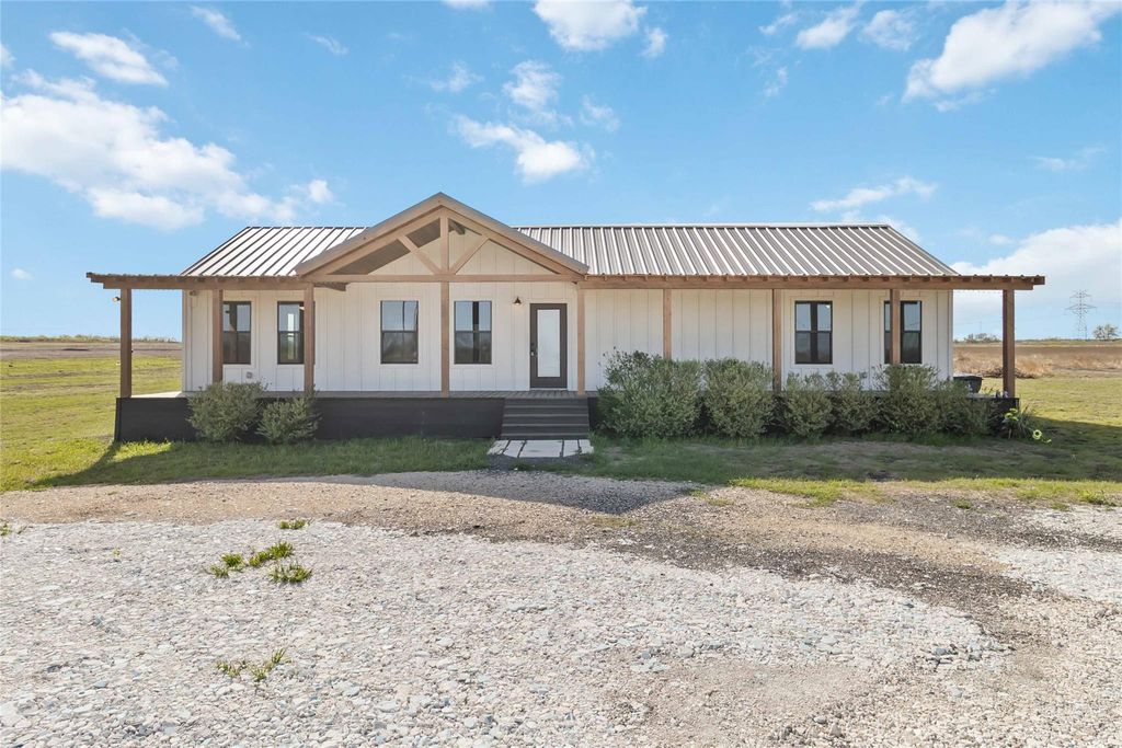 1525 Scull RD, San Marcos, TX 78666