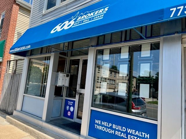 2963 S Archer Avenue, Chicago, IL 60608