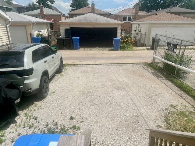 2963 S Archer Avenue, Chicago, IL 60608