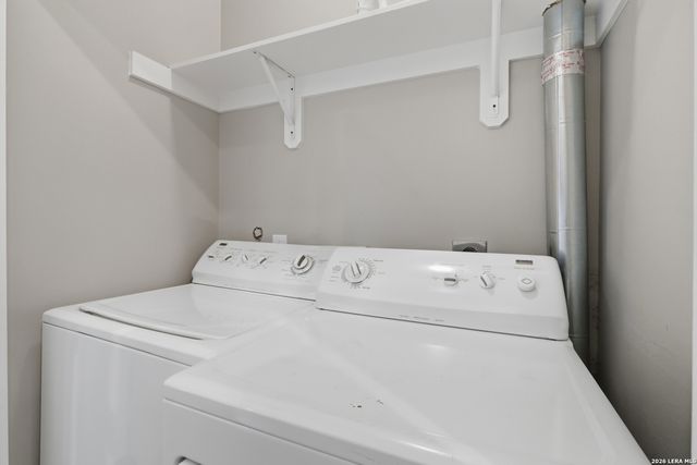 979 N Academy Ave Apt 2, New Braunfels, TX 78130