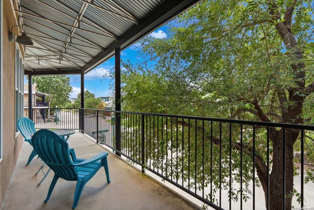979 N Academy Ave Apt 2, New Braunfels, TX 78130
