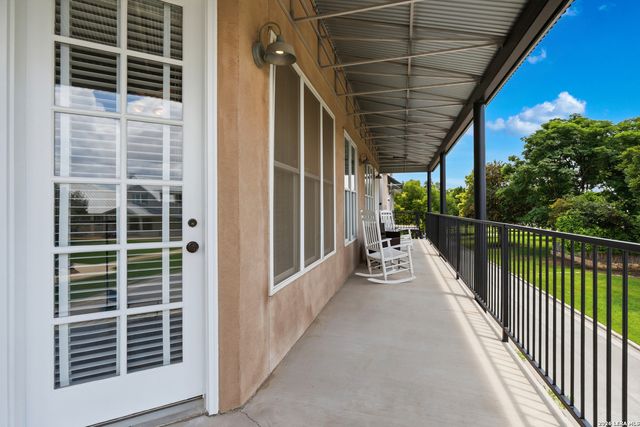 979 N Academy Ave Apt 2, New Braunfels, TX 78130
