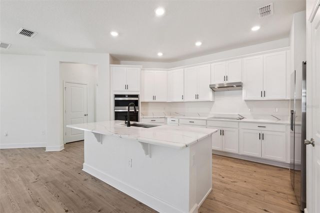 16392 WINDING PRESERVE CIRCLE, Clermont, FL 34714