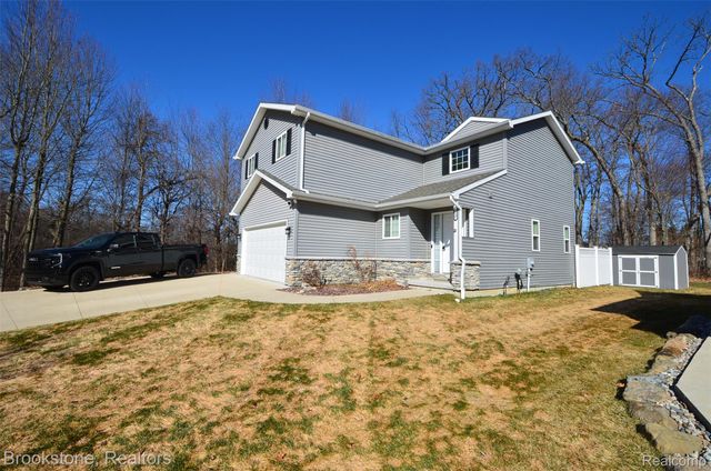 350 Fountain Park Drive, Waterford Charter Township, MI 48327