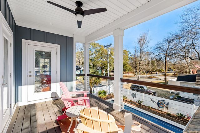 628 1st Ave. N, Surfside Beach, SC 29575