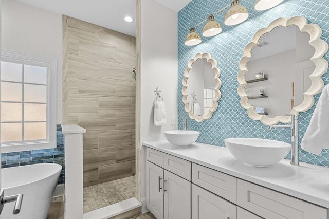 628 1st Ave. N, Surfside Beach, SC 29575