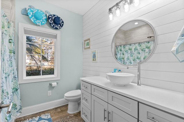 628 1st Ave. N, Surfside Beach, SC 29575