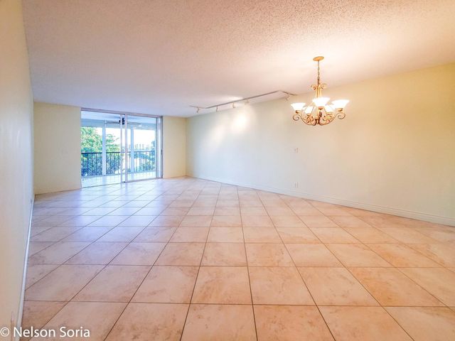 6650 S Oriole Boulevard 4010, Delray Beach, FL 33446