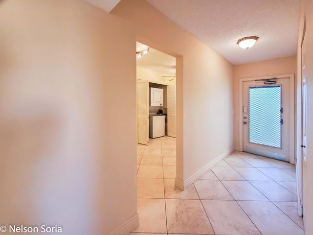 6650 S Oriole Boulevard 4010, Delray Beach, FL 33446