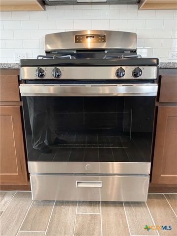 130 Hidden Branch Cove, Maxwell, TX 78656