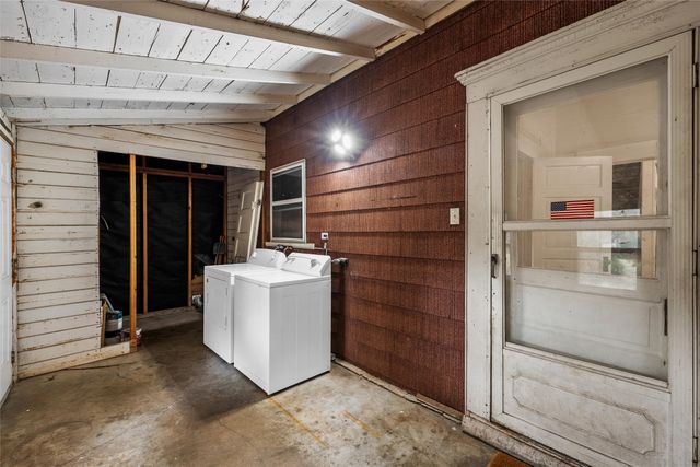 402 N Bordon Street, Lorena, TX 76655