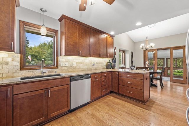 N104W16845 Thornapple ROW, Germantown, WI 53022