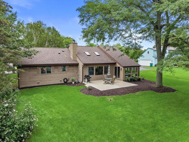 N104W16845 Thornapple ROW, Germantown, WI 53022