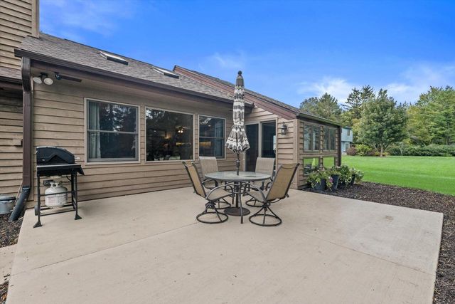 N104W16845 Thornapple ROW, Germantown, WI 53022