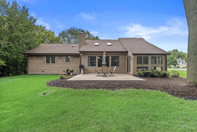 N104W16845 Thornapple ROW, Germantown, WI 53022