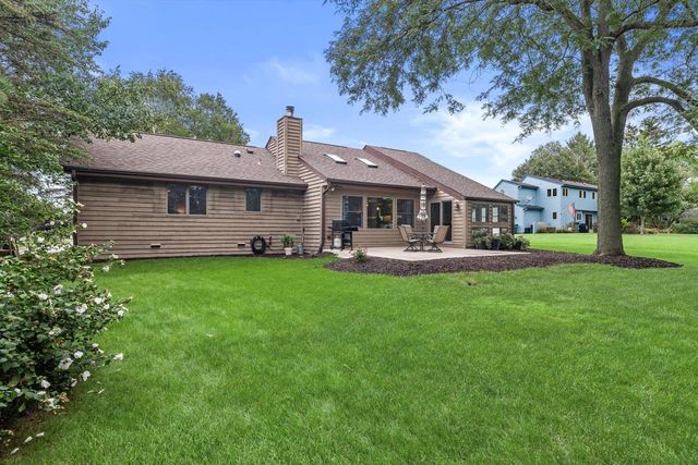 N104W16845 Thornapple ROW, Germantown, WI 53022
