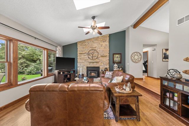 N104W16845 Thornapple ROW, Germantown, WI 53022