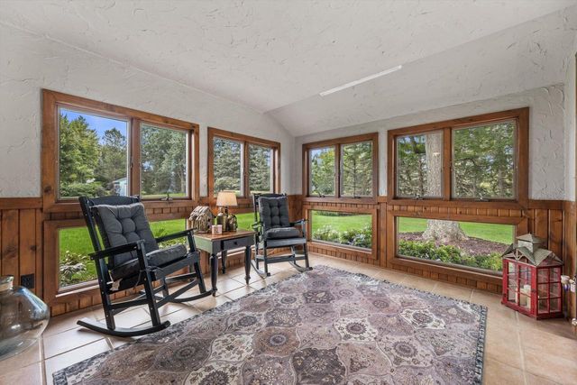 N104W16845 Thornapple ROW, Germantown, WI 53022