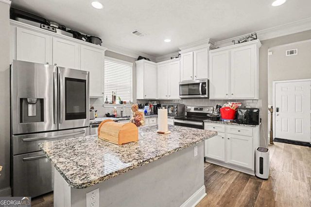 572 Sprayberry Drive, Stockbridge, GA 30281
