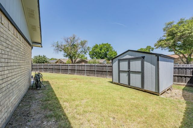 6217 Scenic Drive, Rowlett, TX 75088