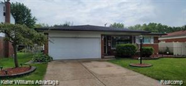 11170 GRENADA Drive, Sterling Heights, MI 48312
